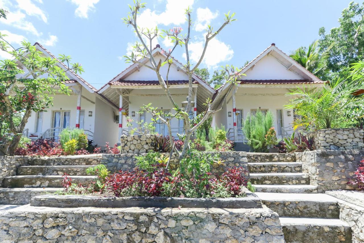 La Colina Bungalow Toyapakeh Экстерьер фото