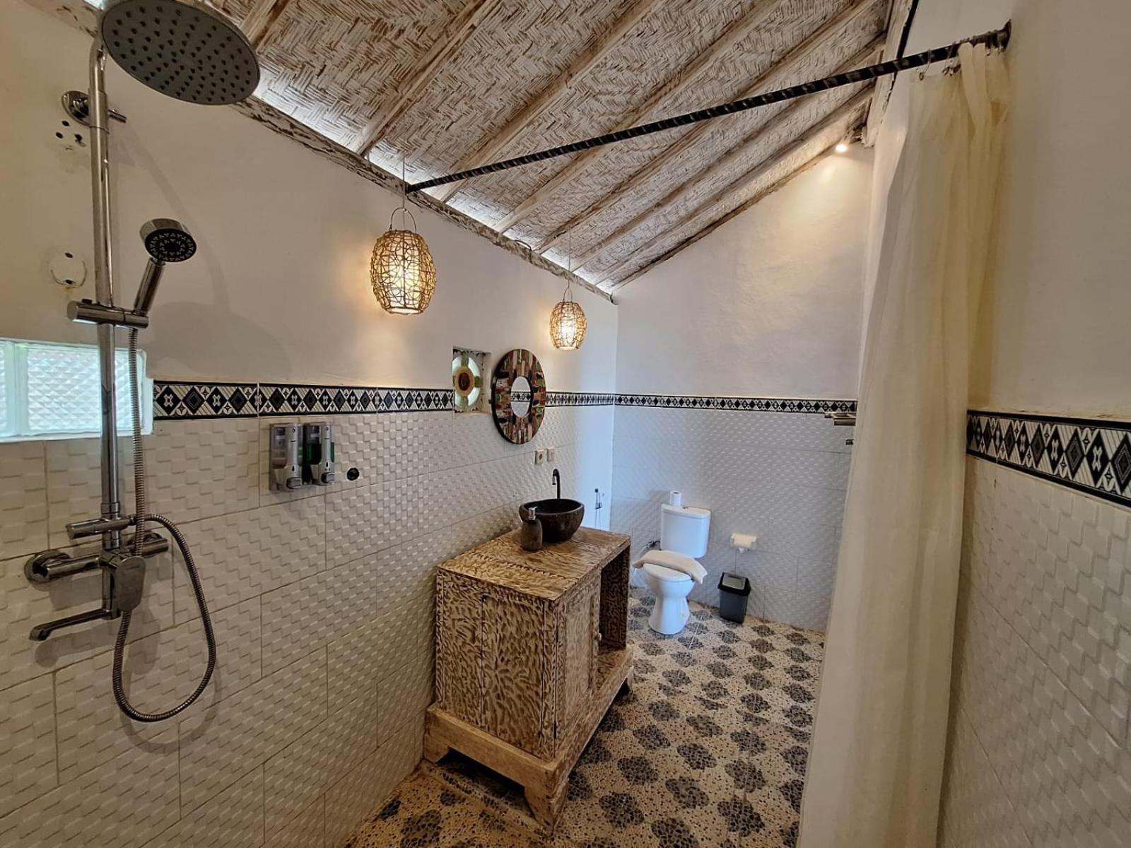 La Colina Bungalow Toyapakeh Экстерьер фото